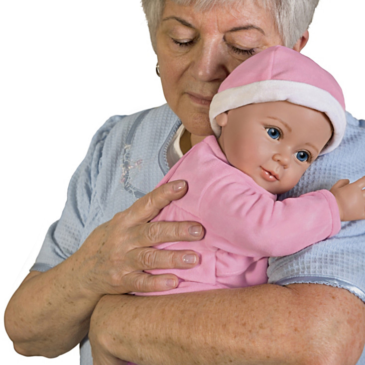 0530_Kayla_Comfort_Therapy_Alzheimers_Doll